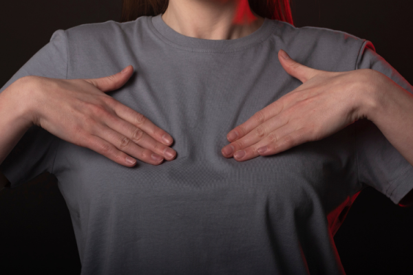 breast examination - women's health clinic gold coast - southport doctors